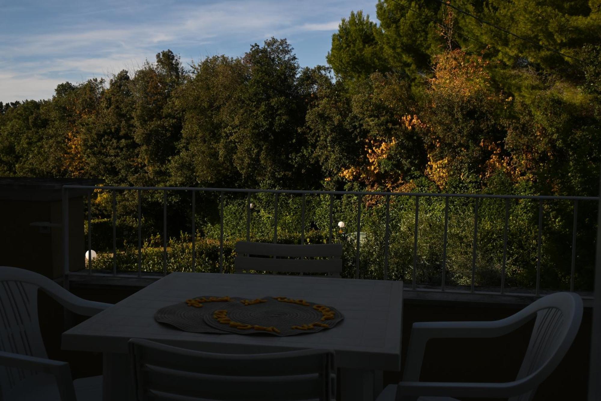 N185 - Numana, Meraviglioso Trilocale Con Terrazzo E Piscina Zewnętrze zdjęcie